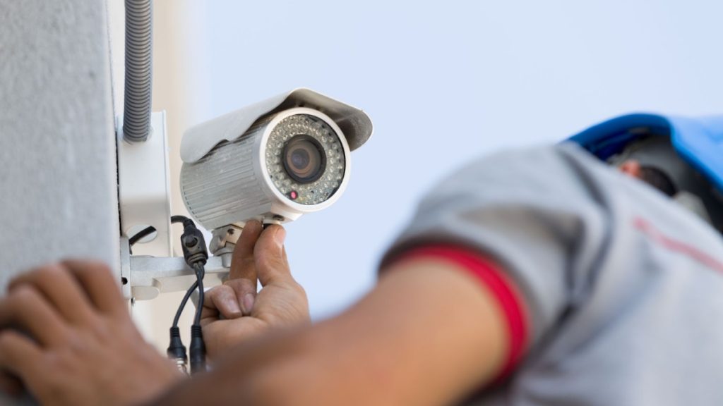 Security Cameras A Comprehensive Look at Varieties and Technical Specifications