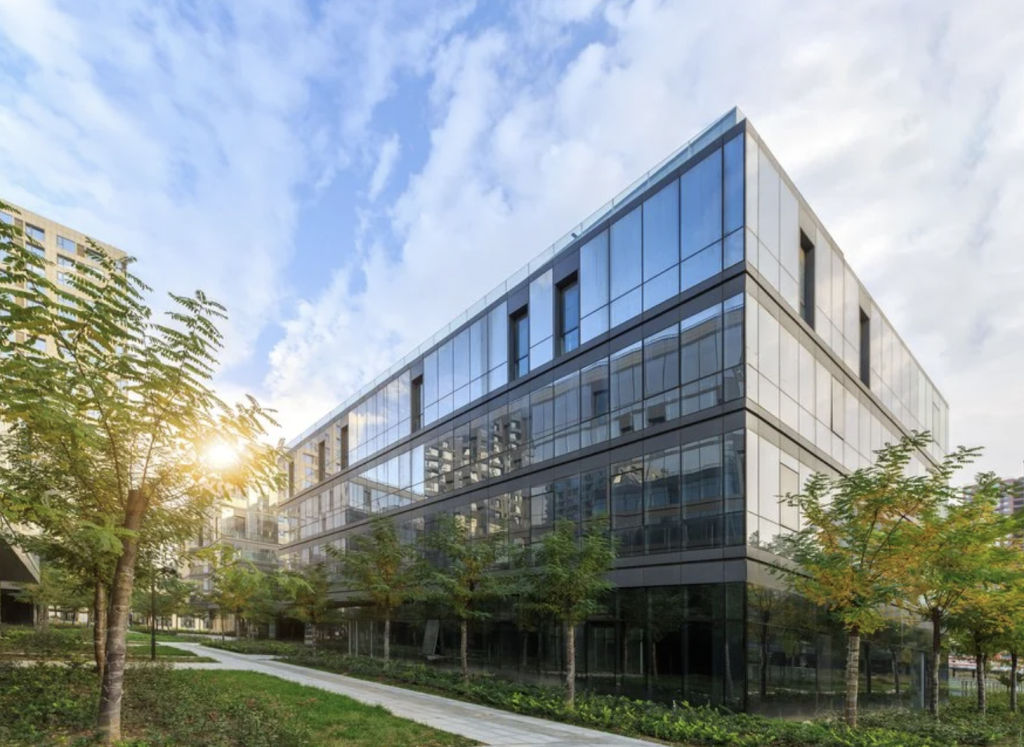 Commercial Real Estate Investing in the Crowdfunding Era Commercial Real Estate Investing in the Crowdfunding Era