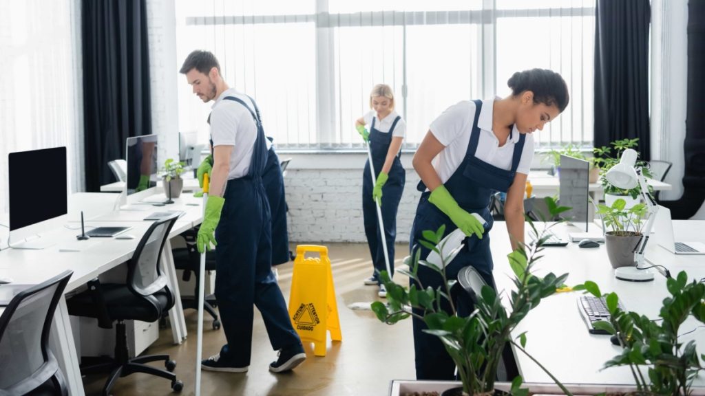 Choosing the Right Commercial Cleaning Company for Your Business Needs Choosing the Right Commercial Cleaning Company for Your Business Needs
